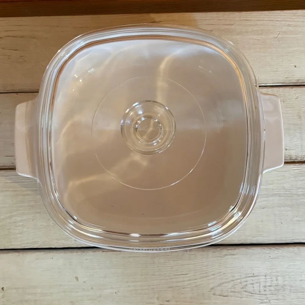 VTG CorningWare La Marjolaine 2 Quart Casserole Dish A-2-B with Pyrex Lid A-9-C